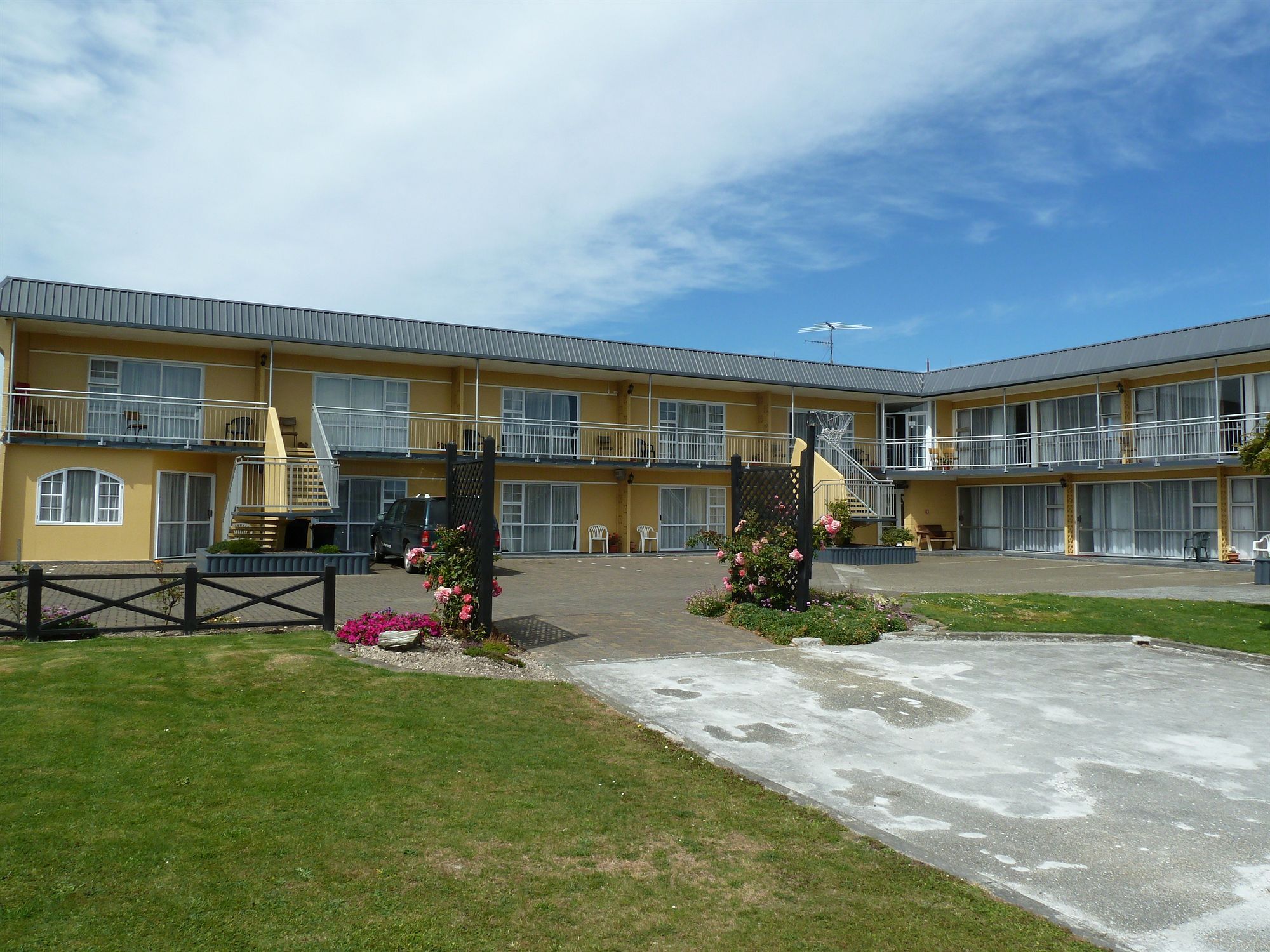 Monarch Motel Invercargill Bagian luar foto